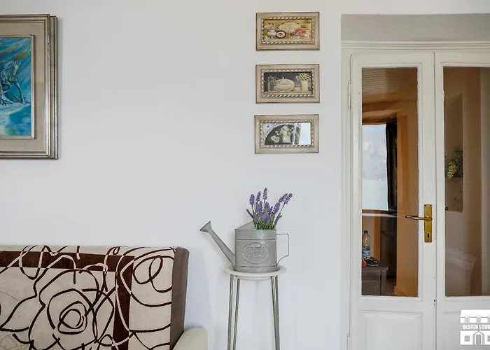 Apartment Mini Magic By Design *