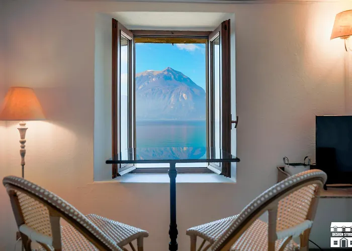 Mini Magic By Design Varenna