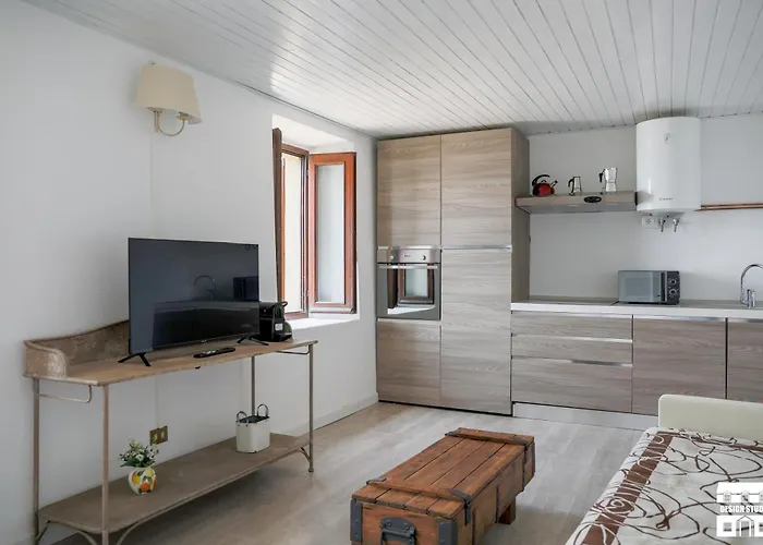 Mini Magic By Design